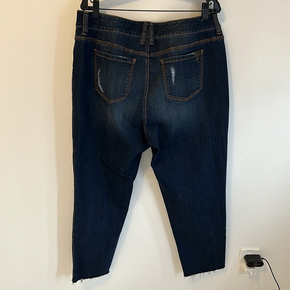 Melissa McCarthy Seven7 Studded Girlfriend Distressed Jeans - Picture 2 of 9